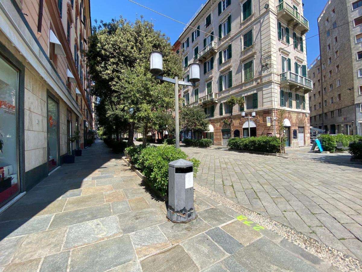 Mondo Vacanze Apartment Savona Exterior photo