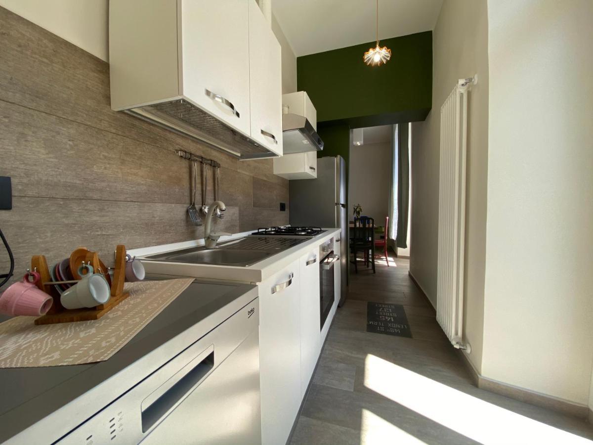 Mondo Vacanze Apartment Savona Exterior photo